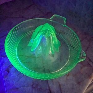 Uranium Depression Green Glass Citrus Juicer